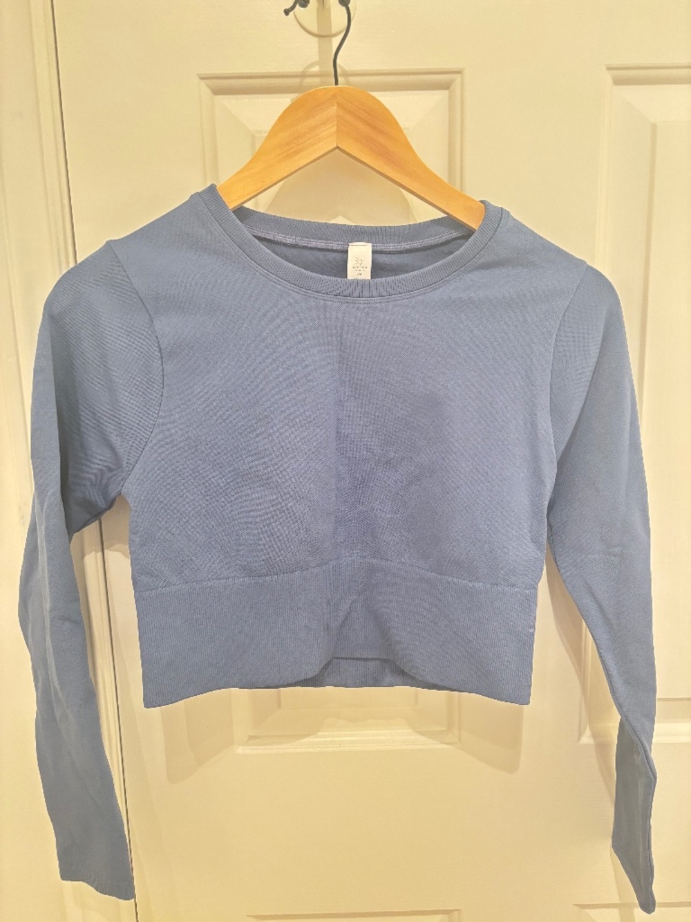 Sweater crop tee
